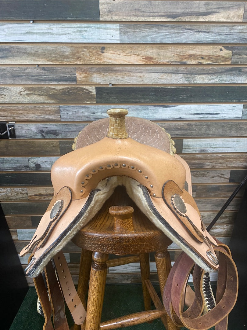 USED Kids Barrel Saddle Light Oil 12” Tan