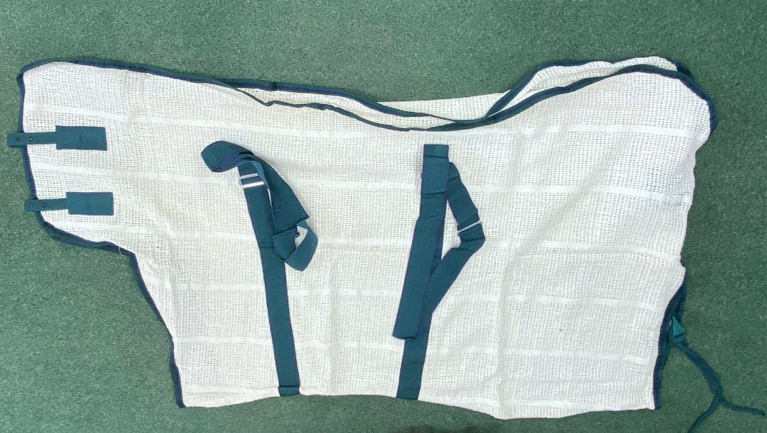 USED Centaur Cooler 60" Off White w/Green/Navy Trim