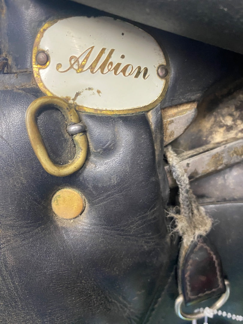 USED Albion Legend English All Purpose Saddle 17.5" Bolack
