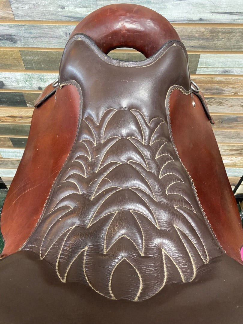 USED Tucker Endurance Saddle Medium Oil