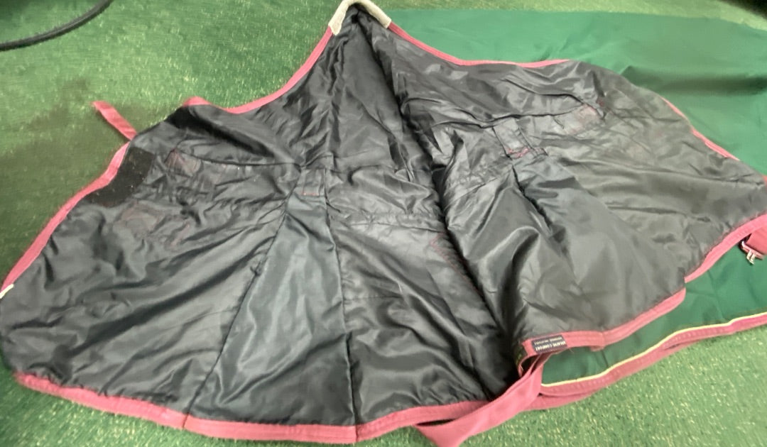 USED Judy's Tack Shop Turnout Blanket 72" Green/Maroon