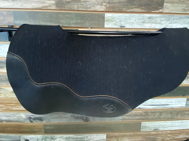 USED Crest Ridge Saddlery Spinal Relief Felt Pad Rounded Skirt Black
