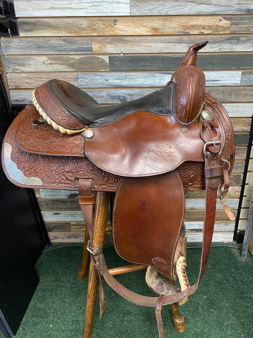 USED Hereford Western Show Saddle 16" Dark Oil