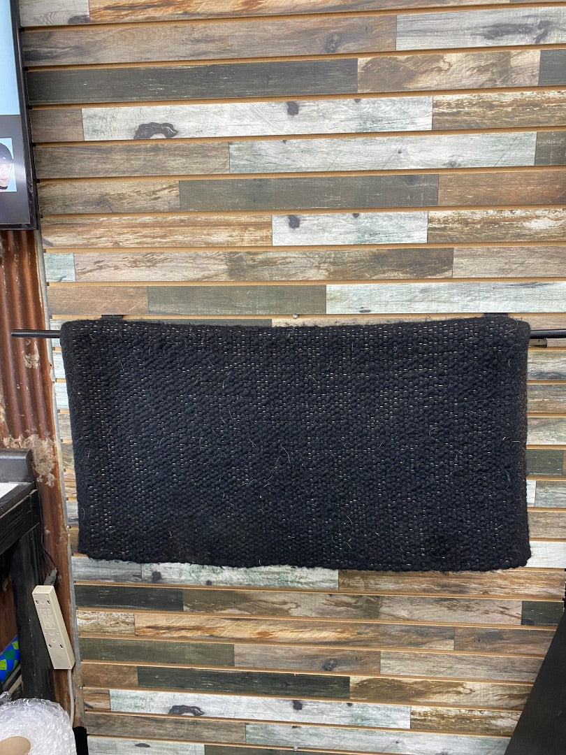 USED No Brand Western Wool Pad 32x35 Black