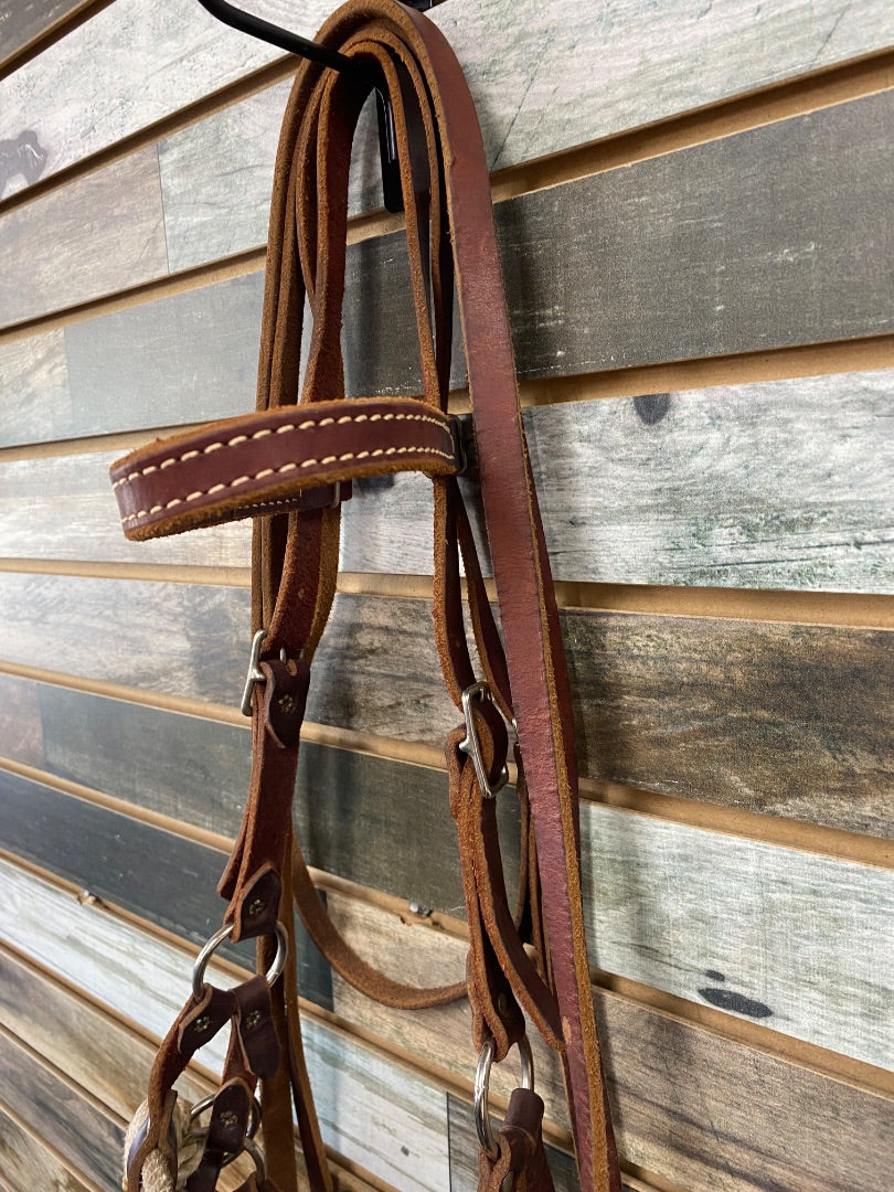 USED Side Pull with Rope Nose Horse Medium Oil