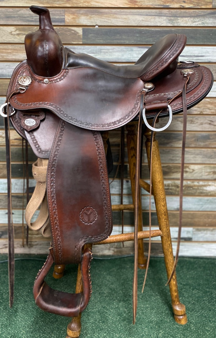 USED  Western Trail Saddle 15" Dark Oil