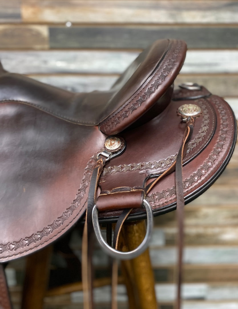 USED  Western Trail Saddle 15" Dark Oil