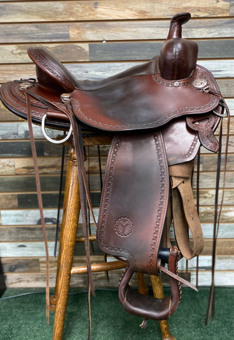 USED  Western Trail Saddle 15" Dark Oil