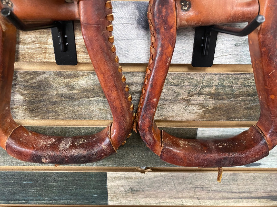 USED Leather Stirrups Medium Oil