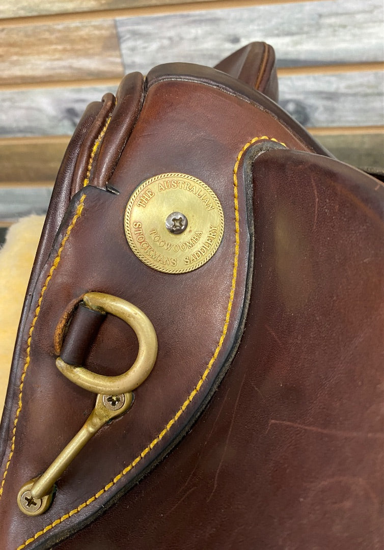 USED The Australian Stockmans Saddlery Australian Saddle 15” Dark Oil