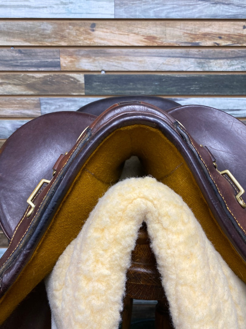 USED The Australian Stockmans Saddlery Australian Saddle 15” Dark Oil