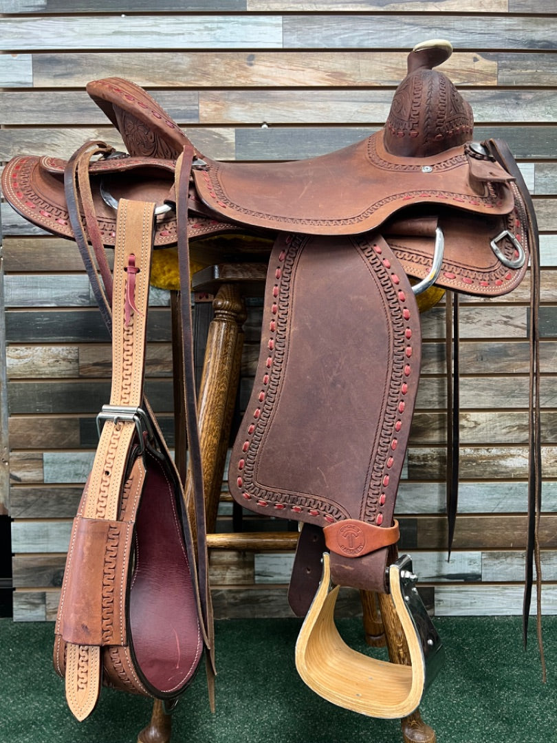 USED Circle T Ranch Saddle 17" Medium Oil