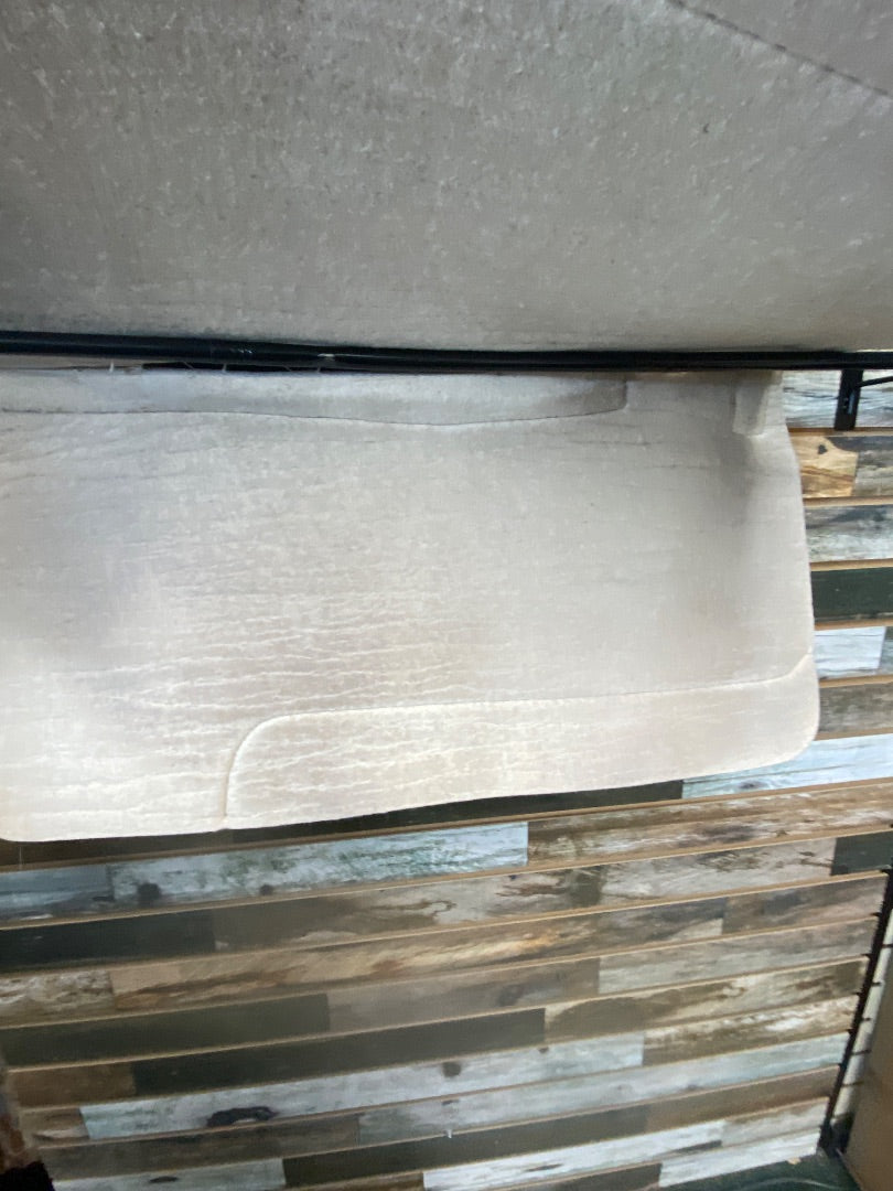 USED Professionals Choice 1" Wool Pad 31"x32" White