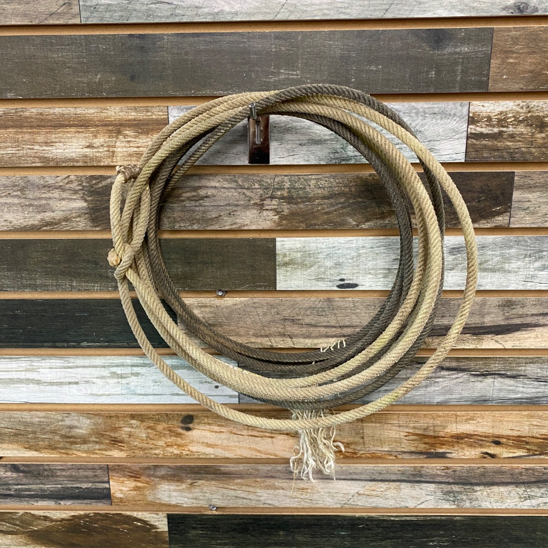 USED No brand western team rope tan