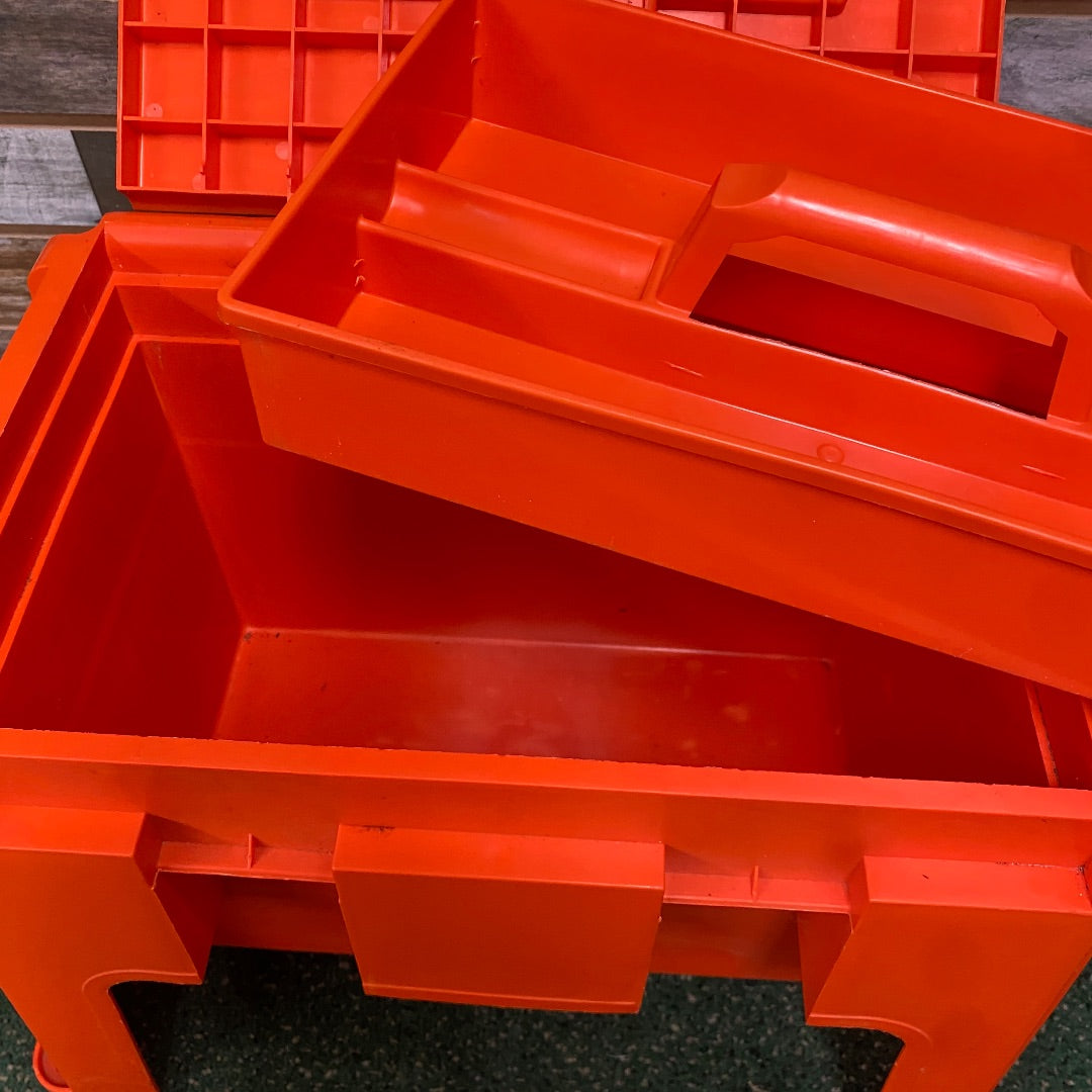 USED 2-in-1 Mounting Block & Grooming Tote – Orange