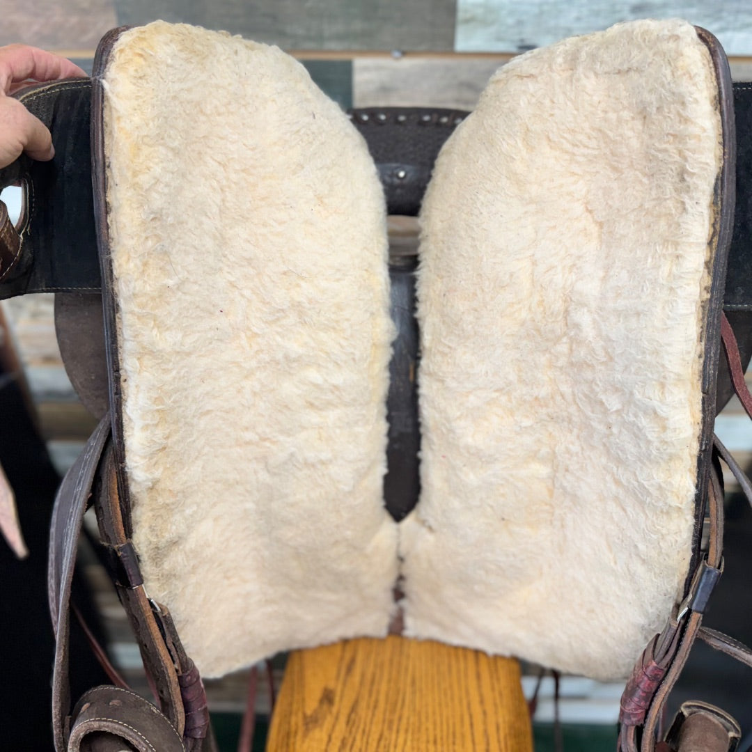 USED Ranch Saddle 16" Dark Oil