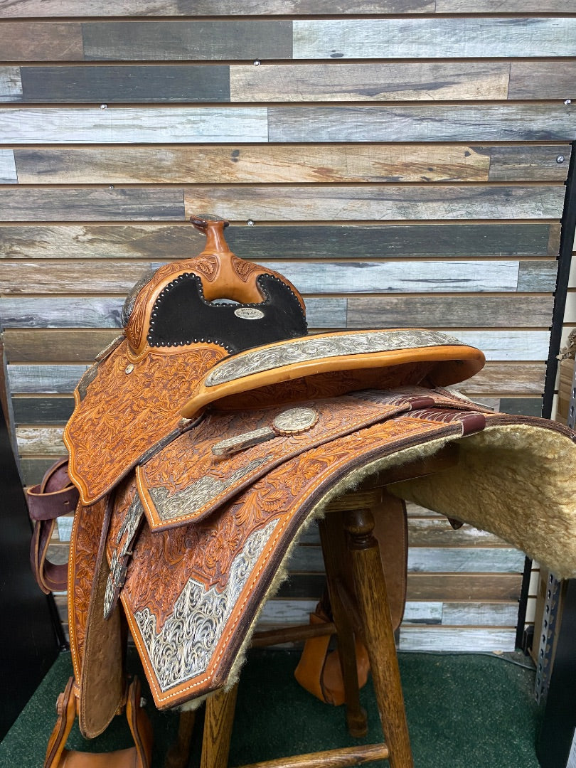 USED Billy Cook Maker Floral Tooled Pleasure/Equitation Show Saddle with Silver 16" Light Oil