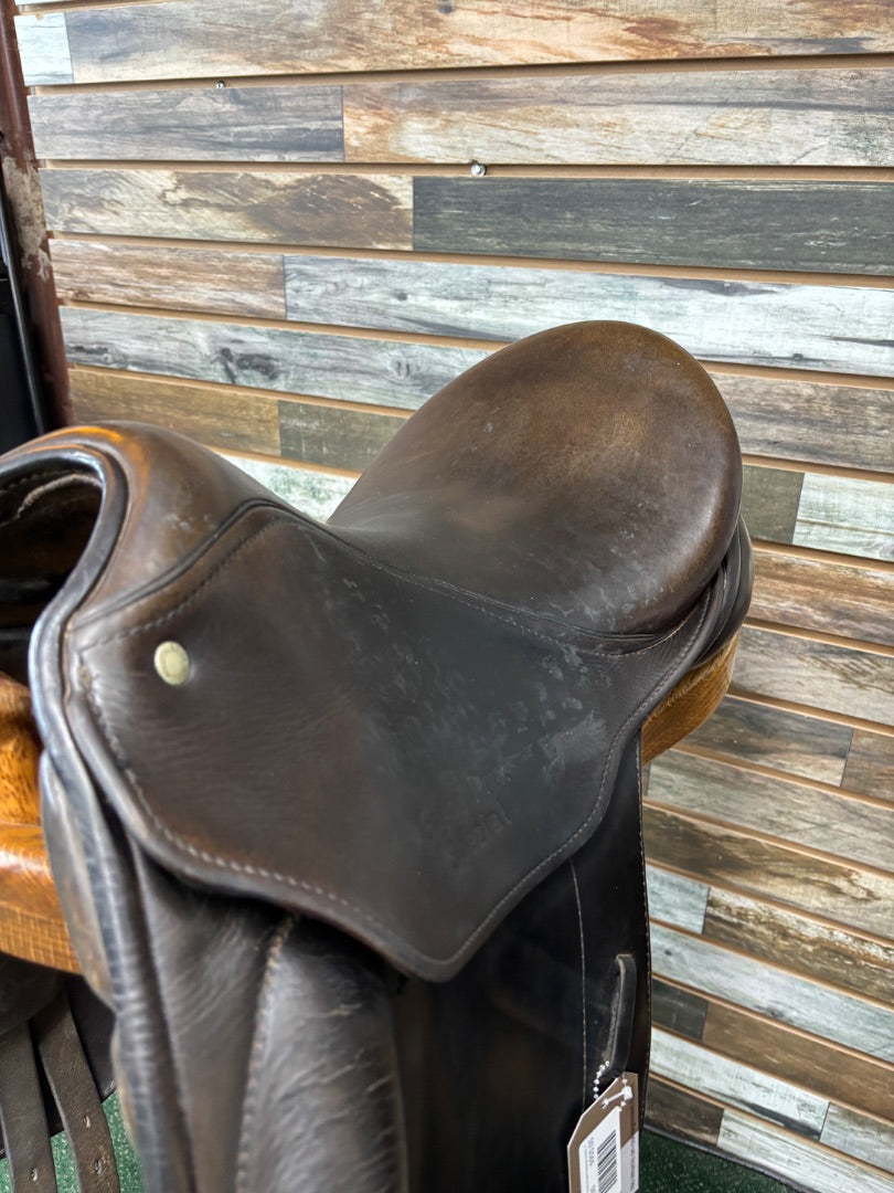USED Max Benz Grand Prix Spezial English Dressage Saddle 17" Black