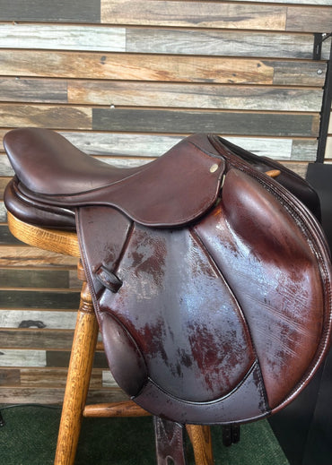 USED Dover Circut Premier Monoflap Event Saddle 17" Chocolate