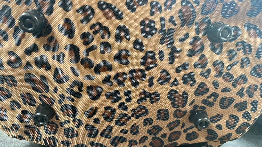 USED Weaver Grooming Bag One Size Cheetah Print