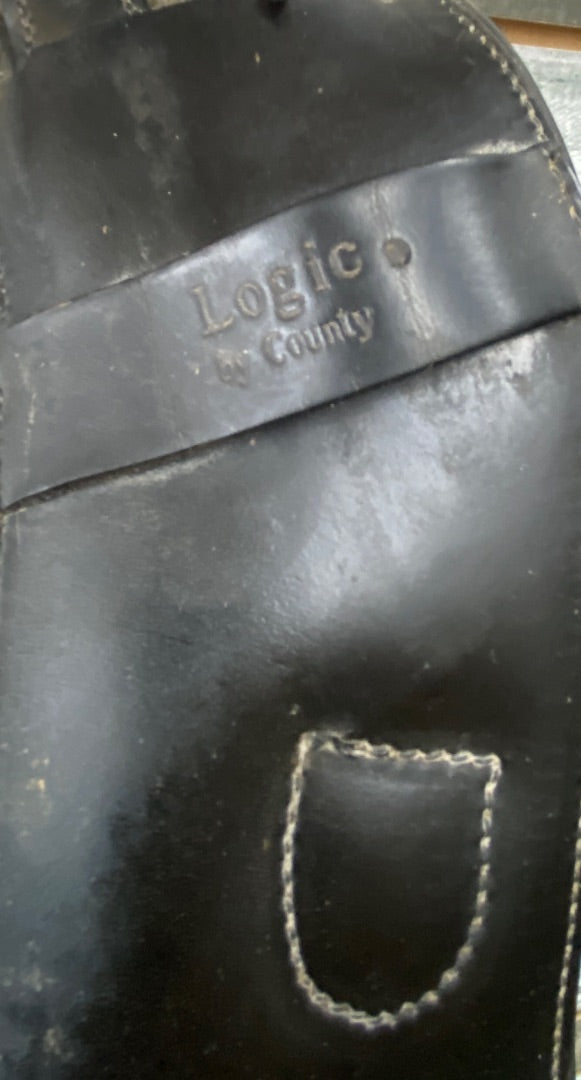 USED Logic by County Black Dressage Girth 24" 24" Black