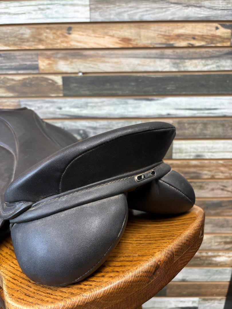 USED Thorowgood T6 Dressage Saddle 17" Black