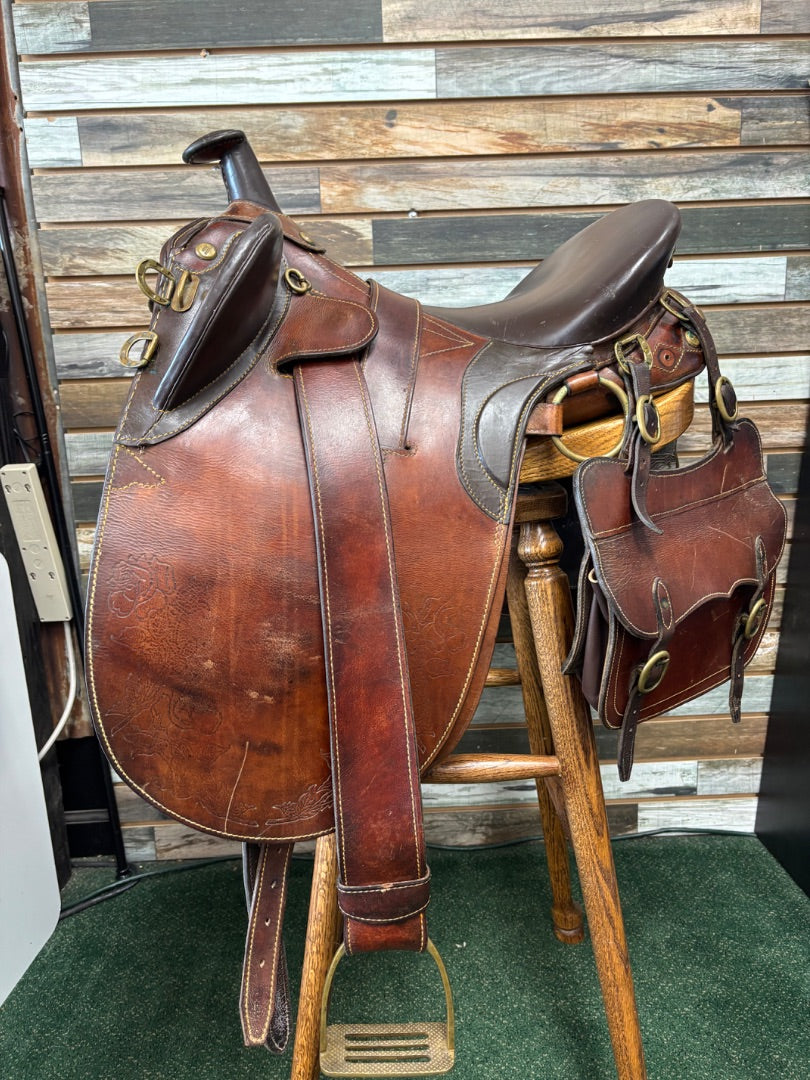 USED ROYAL PLATINUM POLEY Australian Saddle 15" Dark Oil