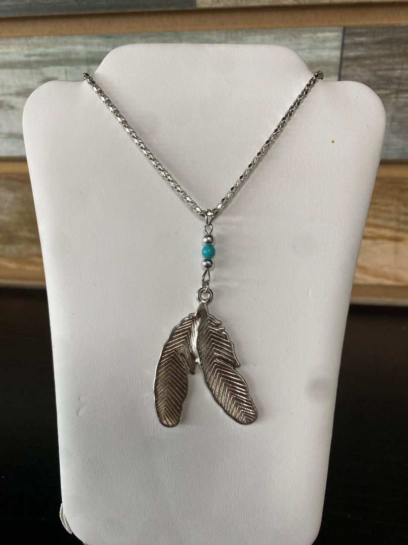 USED Feather Necklace with Turqouise Silver
