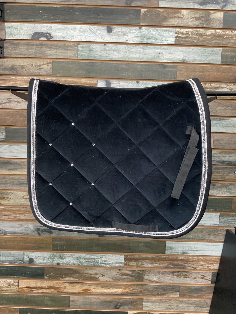 USED B Vertigo Dressage pad with rhinestones lightly used full Black with silver trim