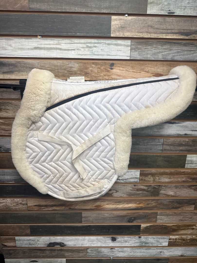 USED Fleeceworks Hunter Show Pad