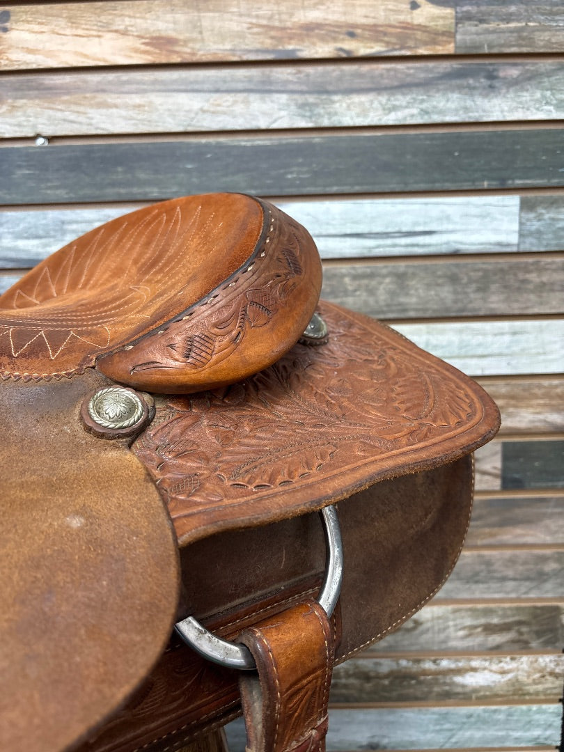 USED Longhorn Western Saddle 17” Medium Oil