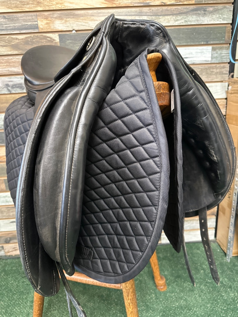USED G. Passier & Sohn Hannover Dressage Saddle 18" Black