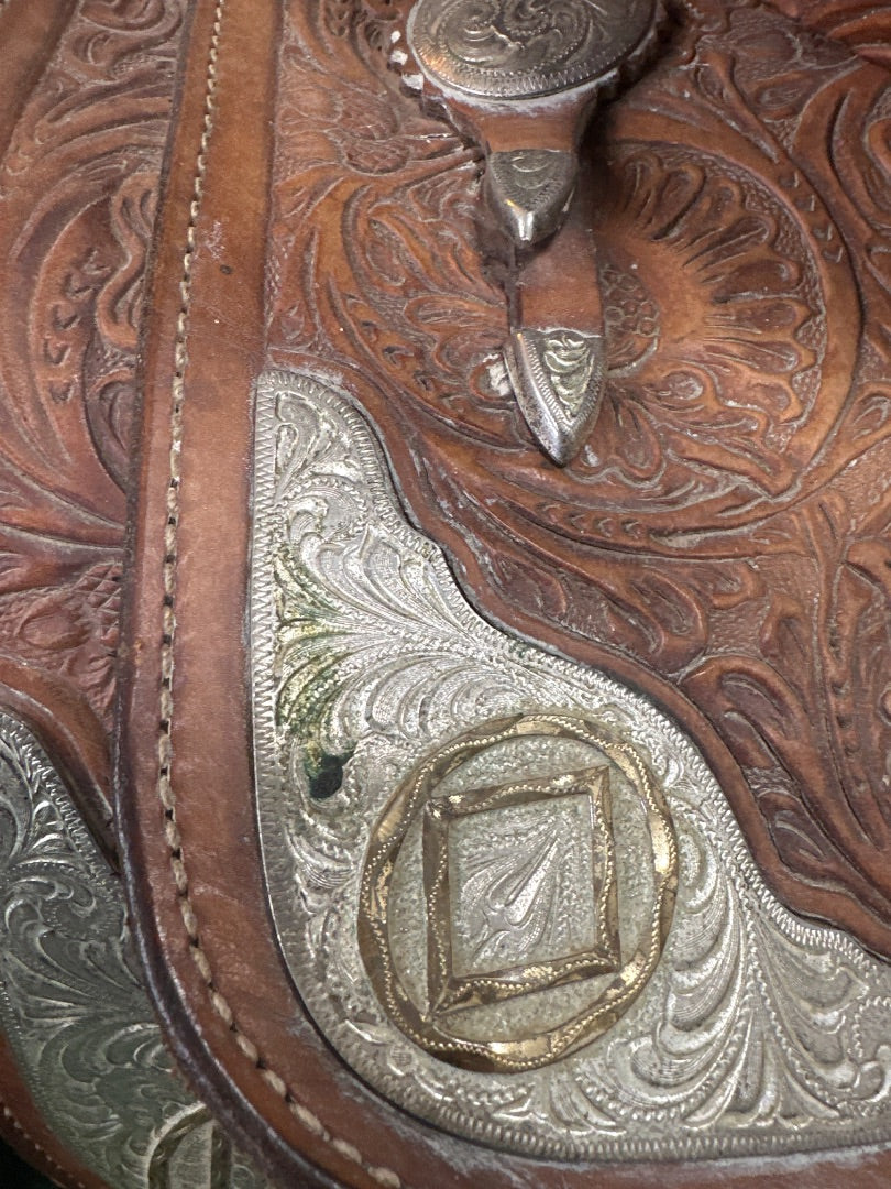 USED Circle Y Western Saddle 15.5" Medium Oil