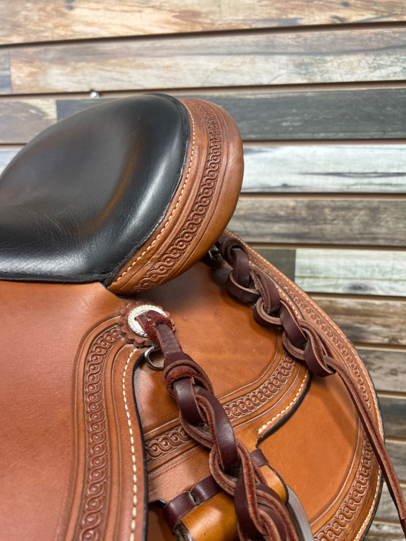 USED Circle Y Flex 2 Trail Saddle 16” Medium Oil