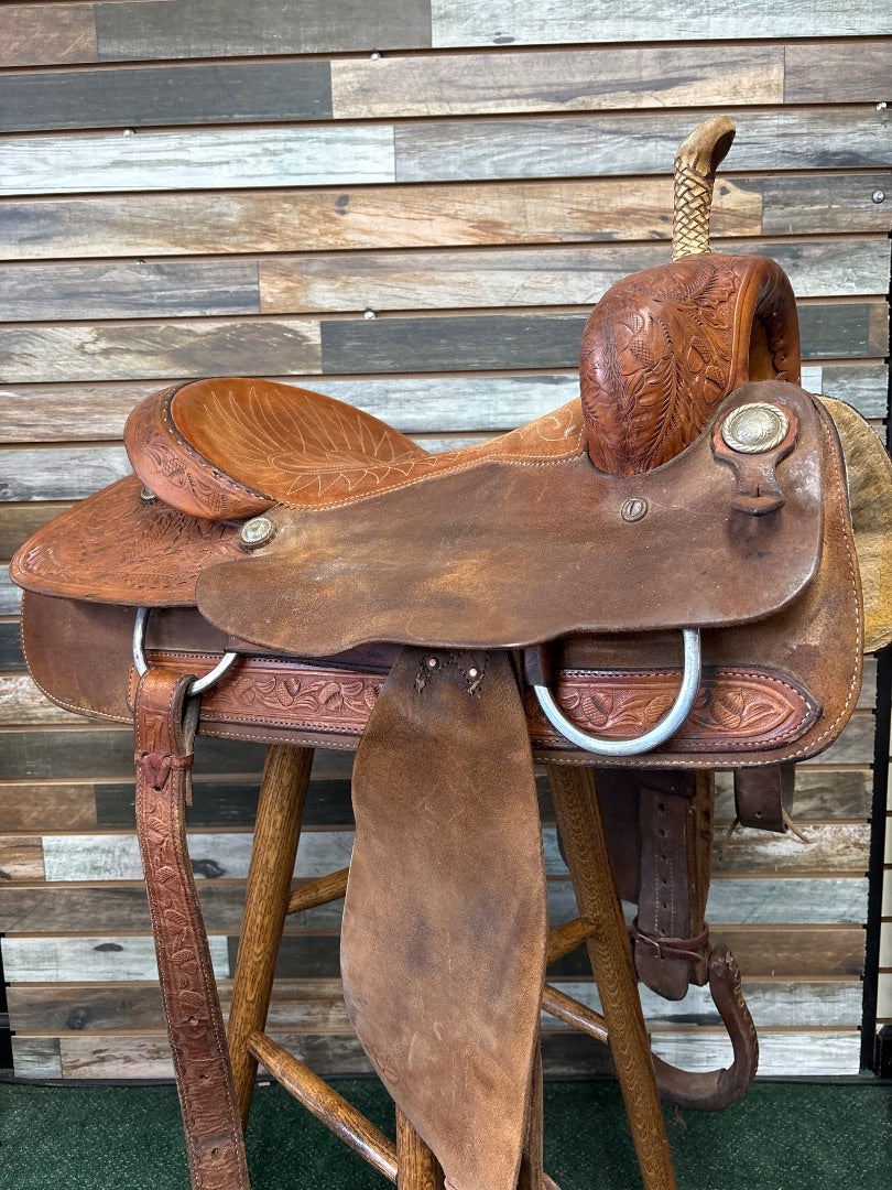 USED Longhorn Western Saddle 17” Medium Oil