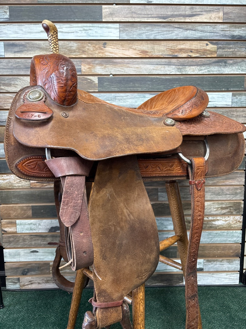 USED Longhorn Western Saddle 17” Medium Oil