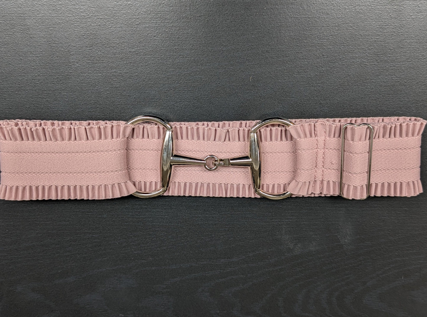 Ladies Ruffled Stretch Belt with Snaffle Bit Clasp