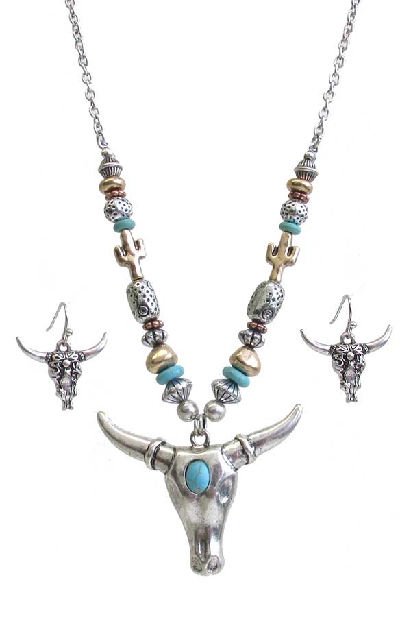 LONG HORN NECKLACE