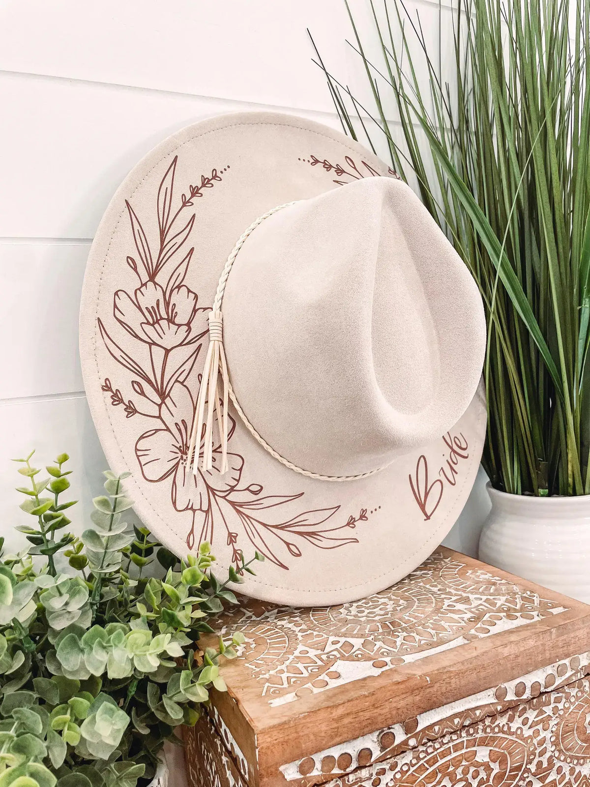 Engraved Floral Hat