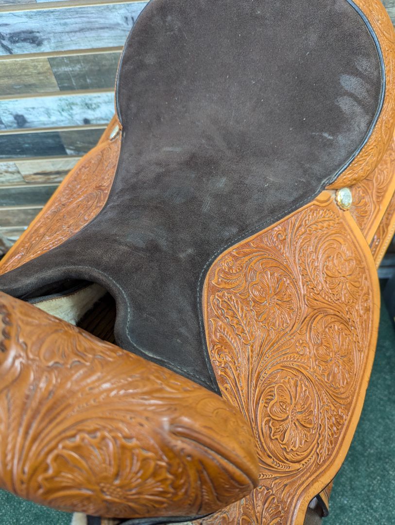 USED Circle Y Gladewater Circle Y High Horse Western Saddle Wide Tree 17" Light Oil