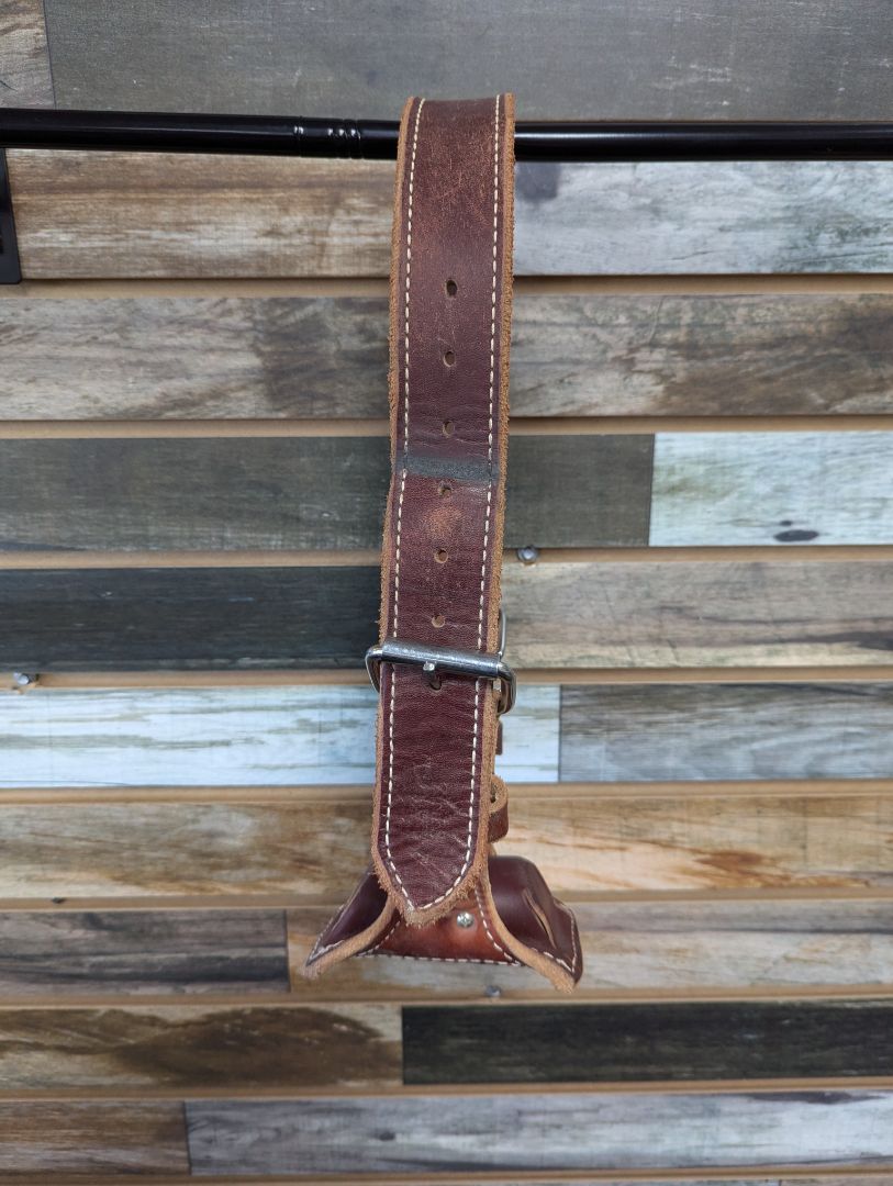 USED  Leather Cribbing Collar 24”-37” Medium Oil