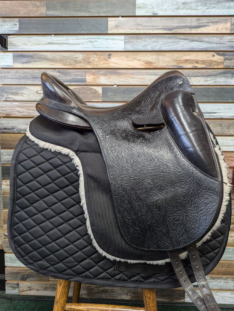 USED Ortho Flex Dressage Saddle 16” Dark Brown