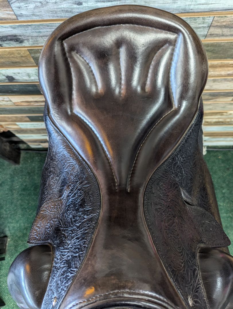 USED Ortho Flex Dressage Saddle 16” Dark Brown