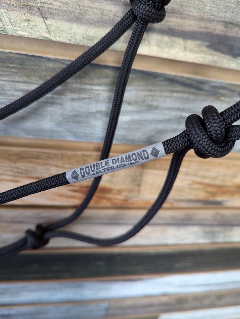 USED Double Diamond Rope Halter Cob Black