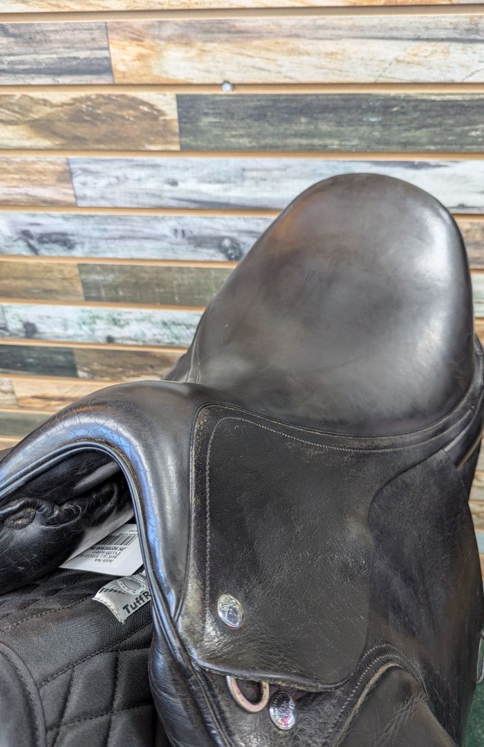 USED Verhan Dressage Saddle 17” Black