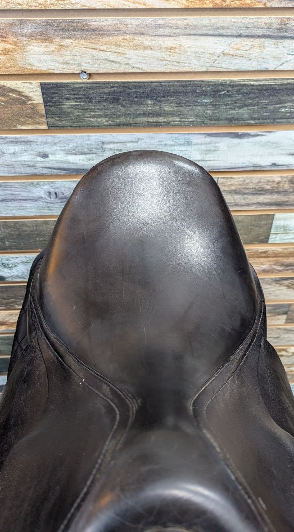 USED Verhan Dressage Saddle 17” Black