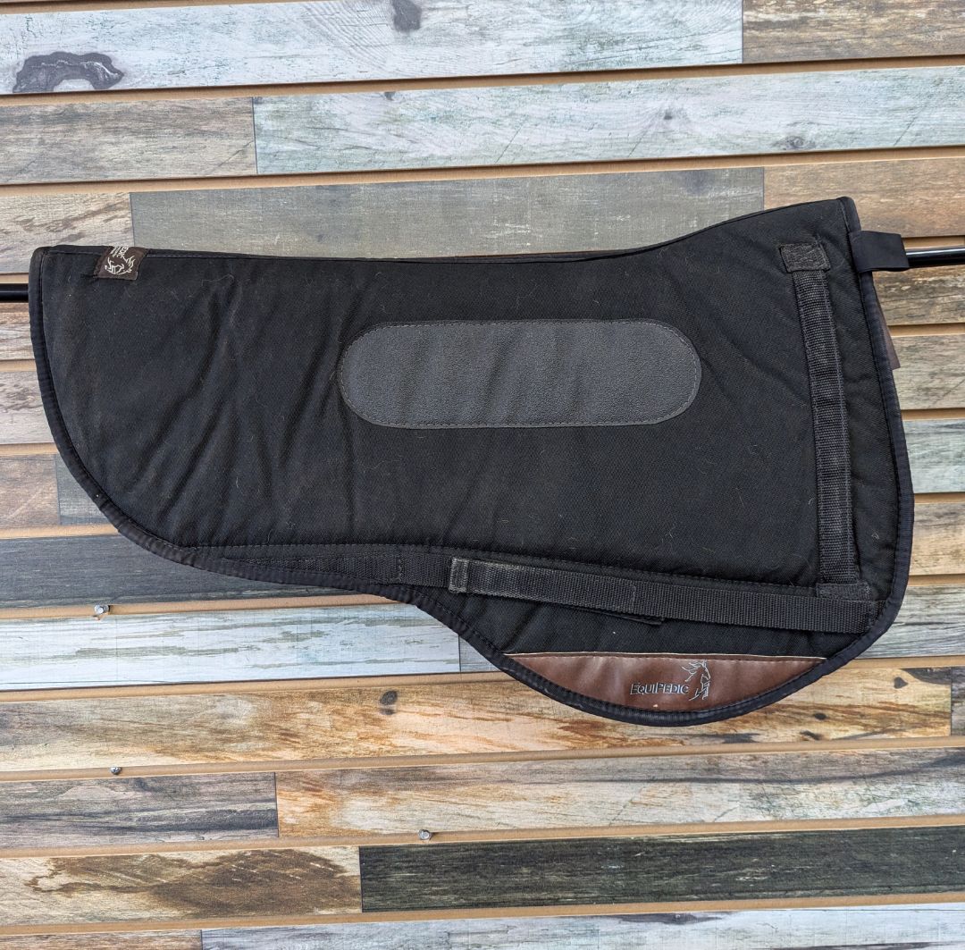 USED EquiPedic Endurance Trail Saddle Pad 26” x 32” Black