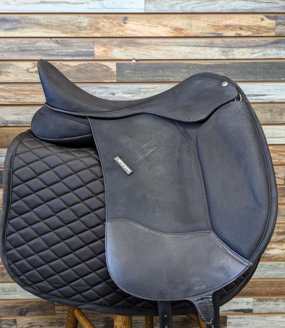 USED Wintec Pro Dressage Saddle 18" Black