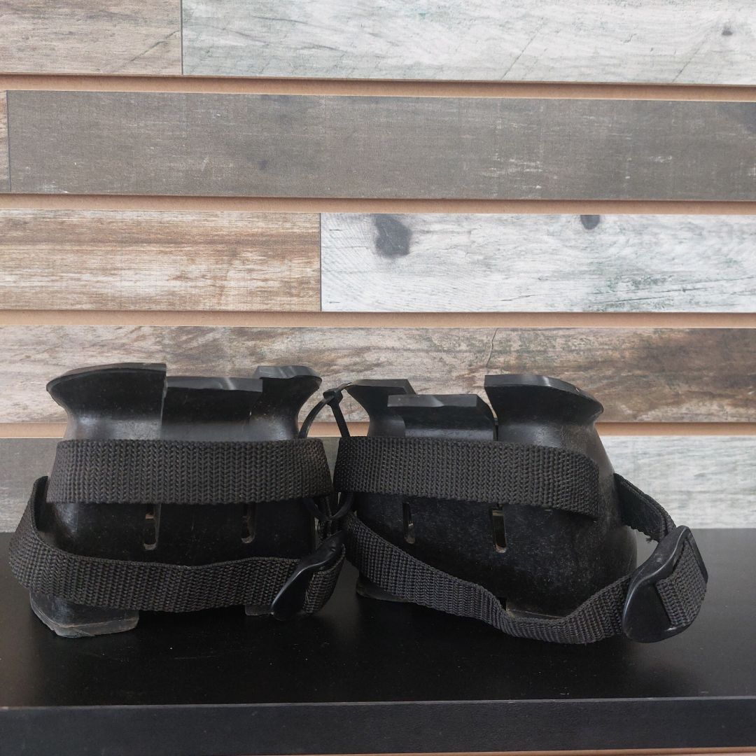 USED Davis Pair of Barrier Boots 2