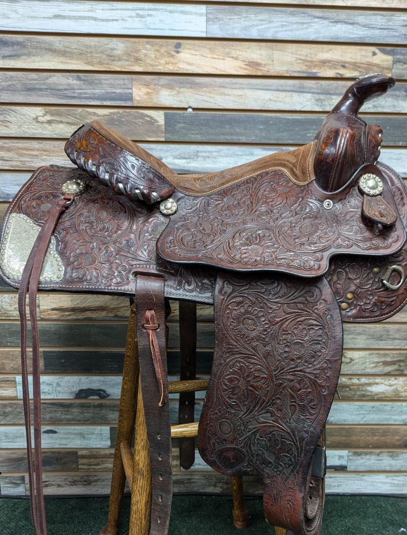 USED Hereford Western Pleasure Saddle 15” Dark Oil